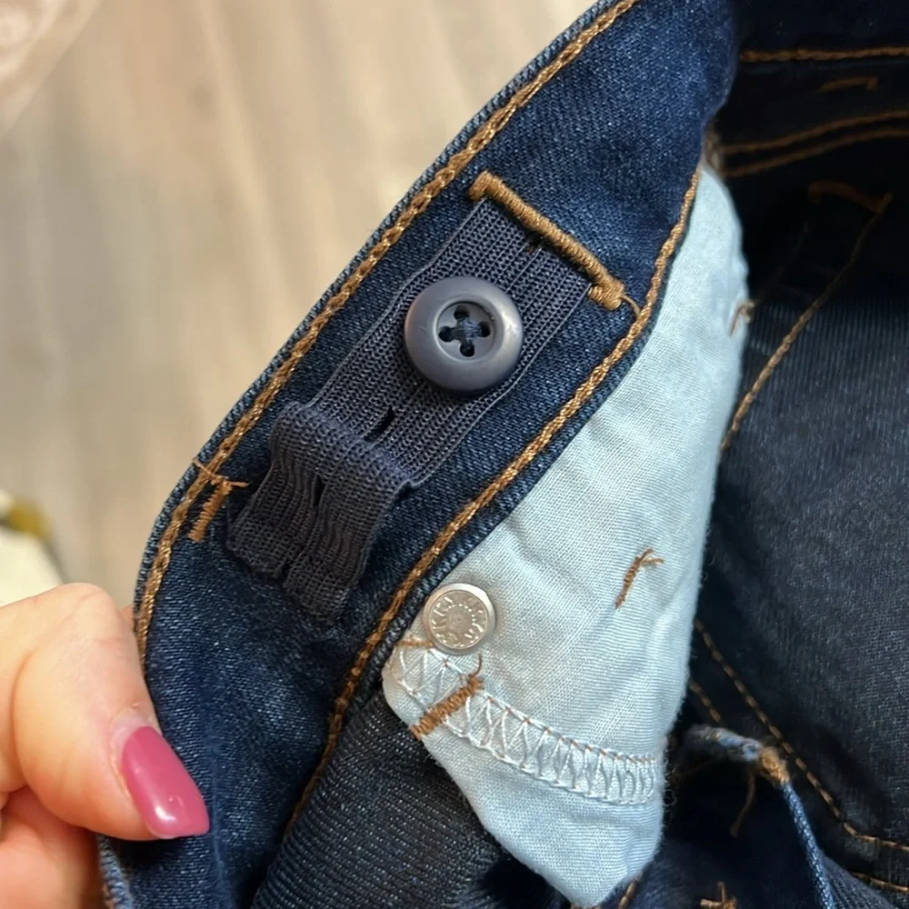 NWT The Children’s Place Dark Wash Skinny‎ Jeans- 18